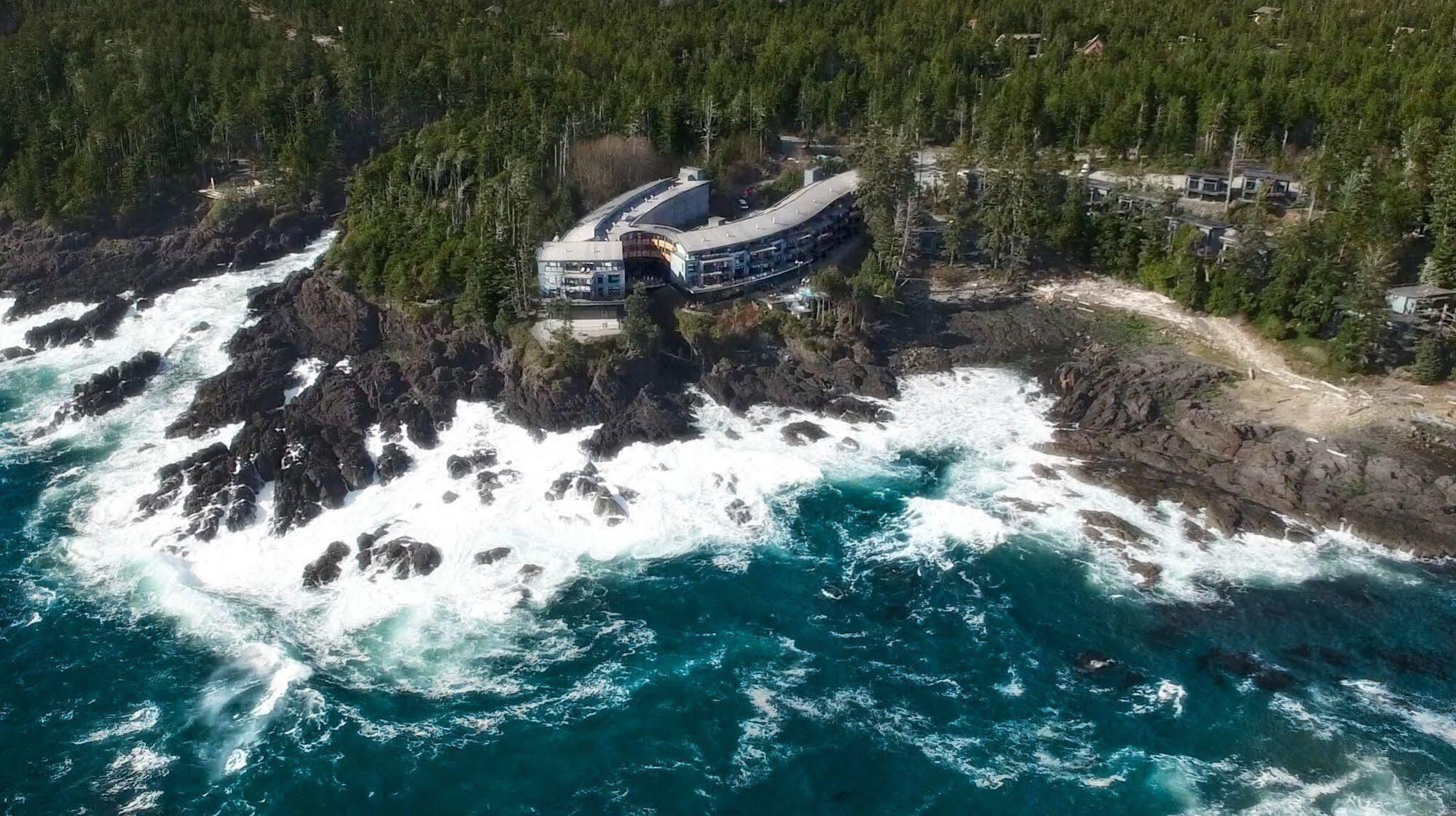 Black Rock Oceanfront Resort Ucluelet Esterno foto